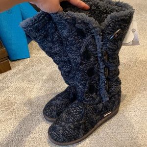 NWT Muk luck boots